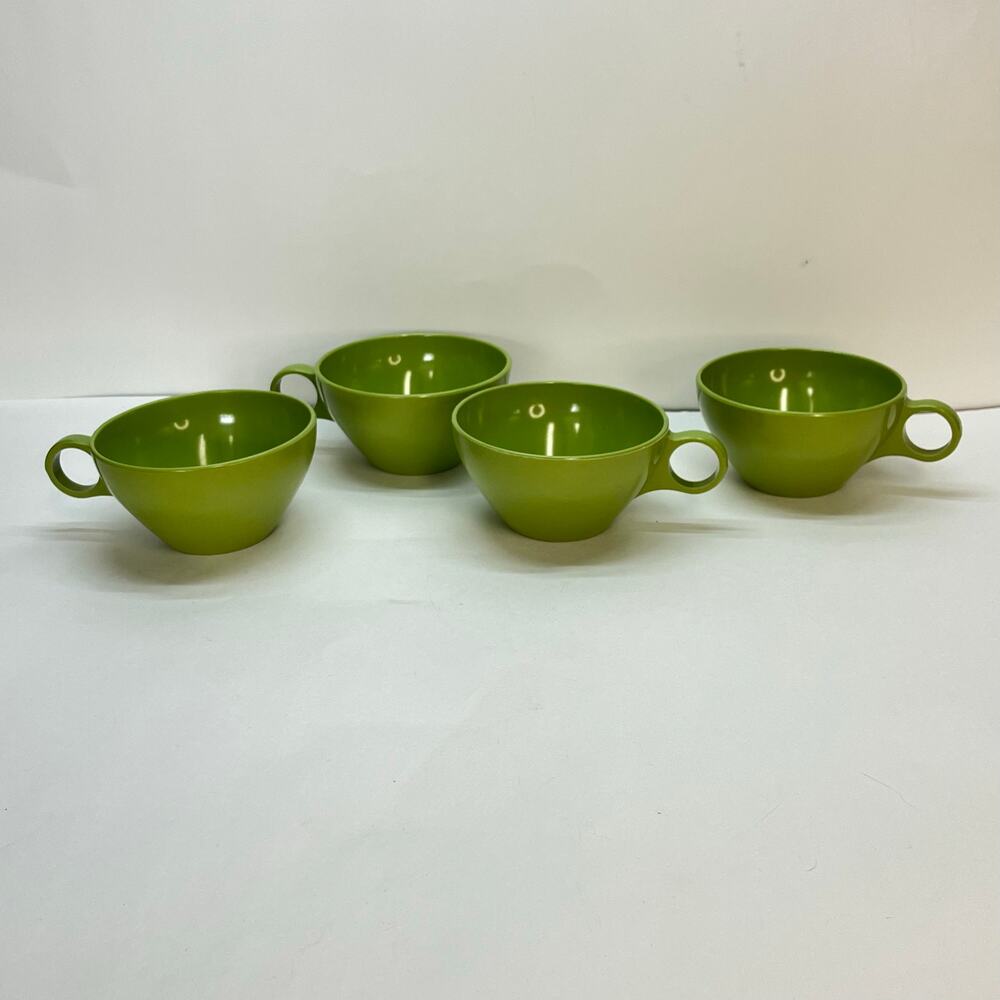 melamine avocado green coffee or tea cups mcm vintage set of 4‎ circle handle
